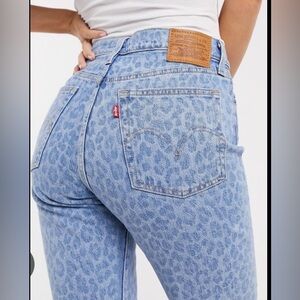 Levi's Wedgie Jeans